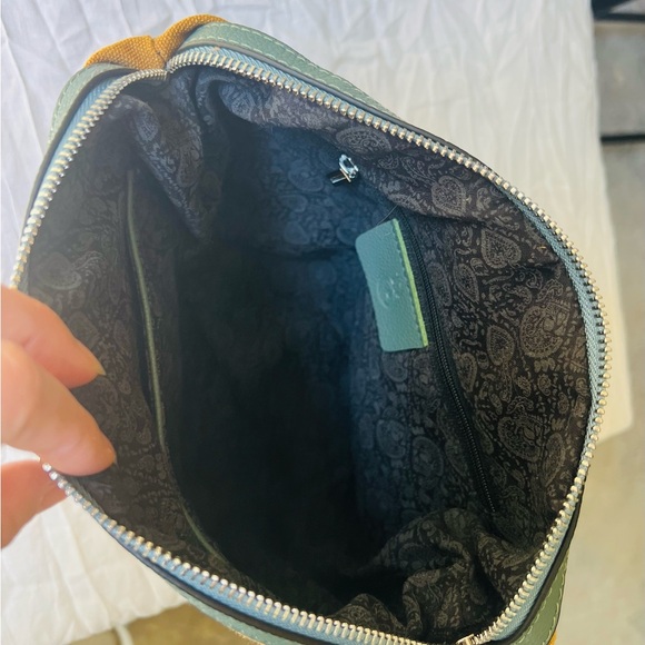 Handbag - Picture 4 of 16